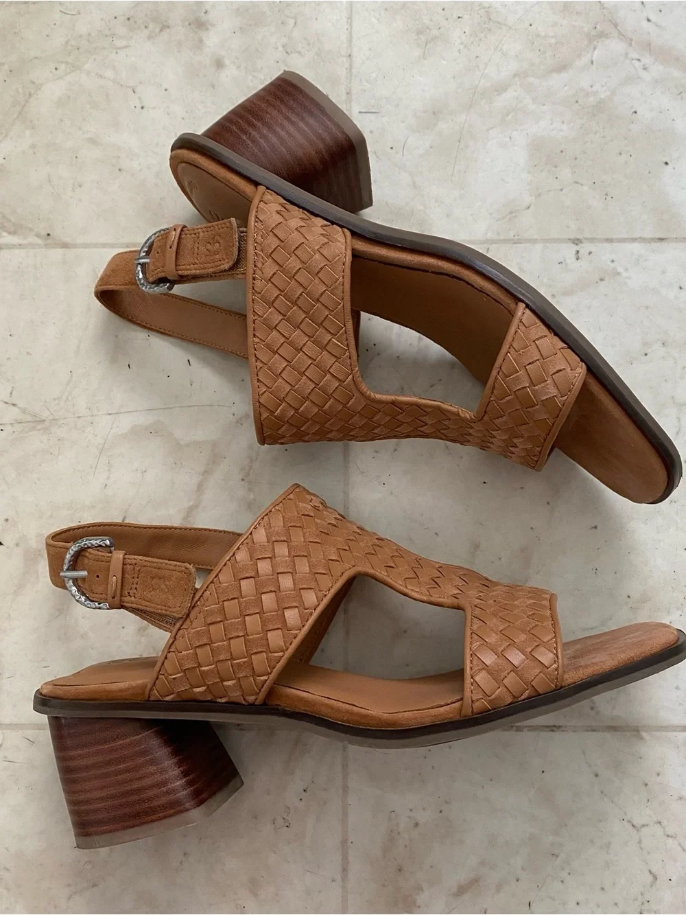 $189 Gentle Souls Manda Brown Woven Leather Square Toe Block Heels Sandals Sz 9